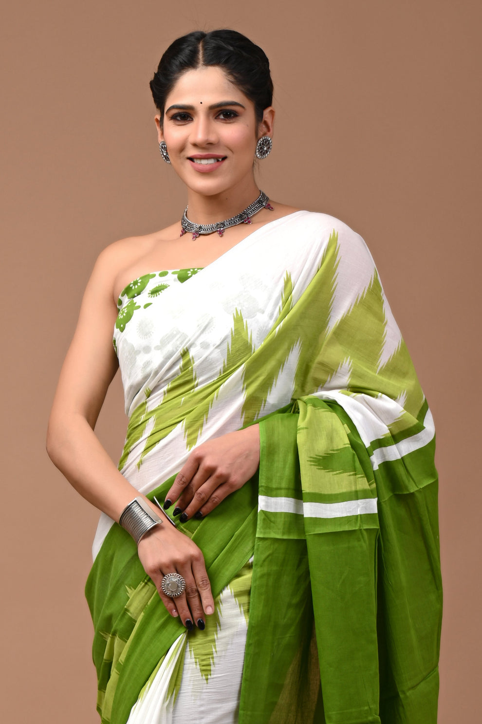 ROVIM Jaipuri Hand Block Printed Cotton Mulmul Saree with Blouse – Soft, Lightweight & Skin-Friendly | Traditional Ethnic Wear for Women