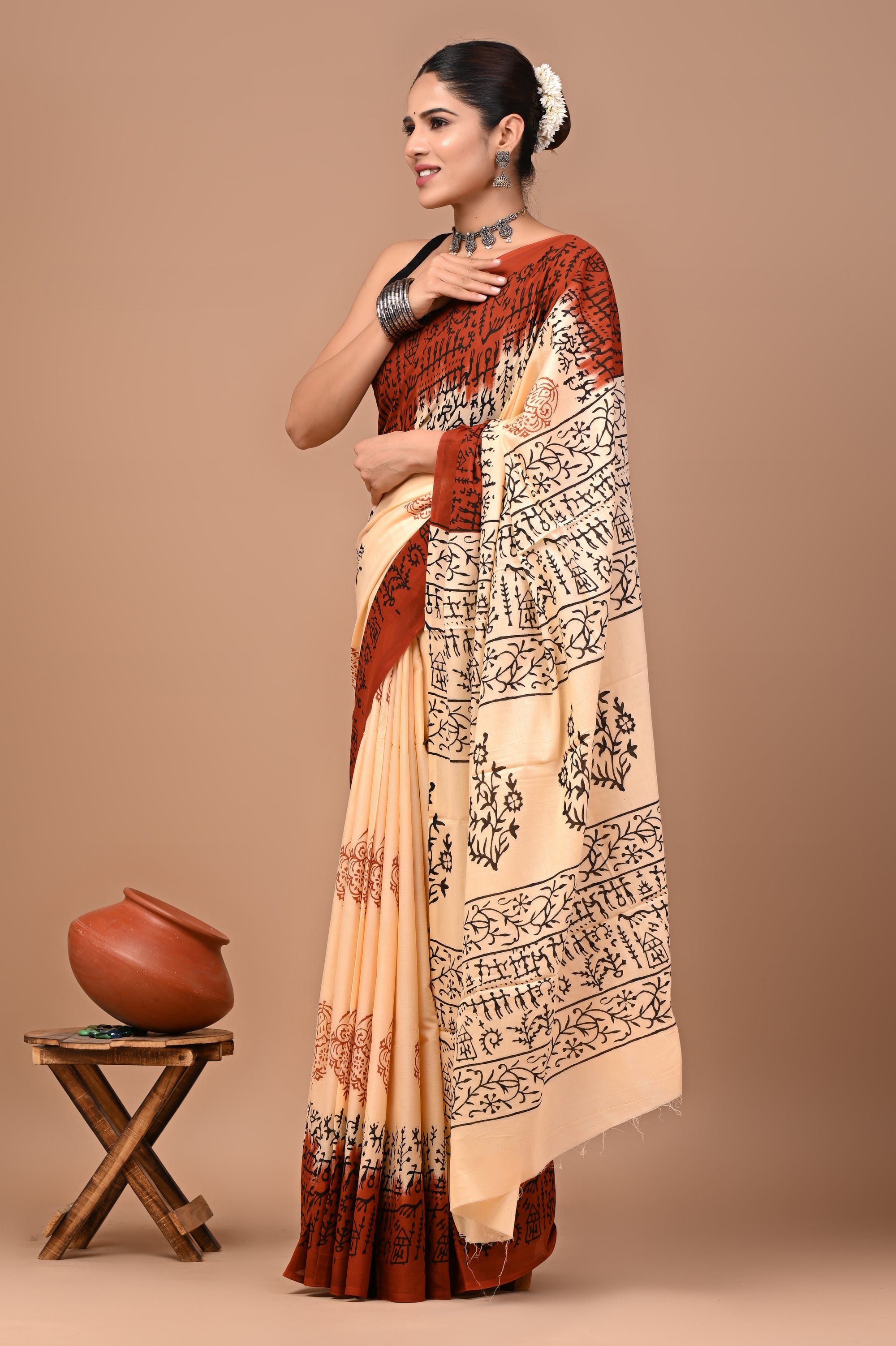 Rovim Jaipuri Traditional Hand Block Print Cotton Mulmul Saree With Matching Blouse Piece