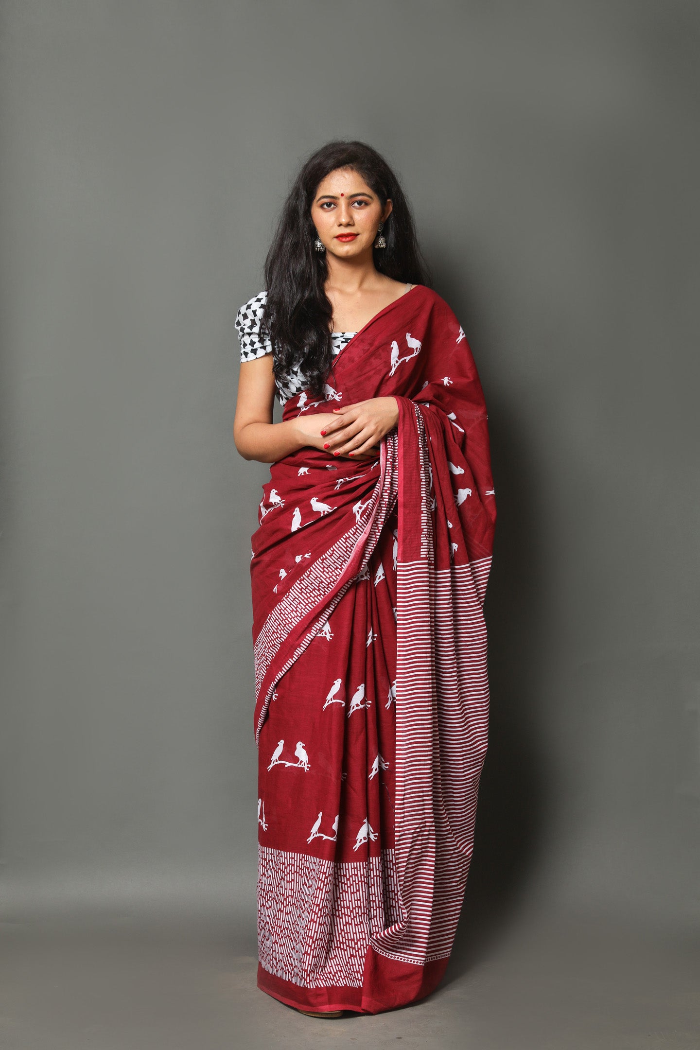 ROVIM Jaipuri Hand Block Printed Cotton Mulmul Saree with Blouse – Soft, Lightweight & Skin-Friendly | Traditional Ethnic Wear for Women