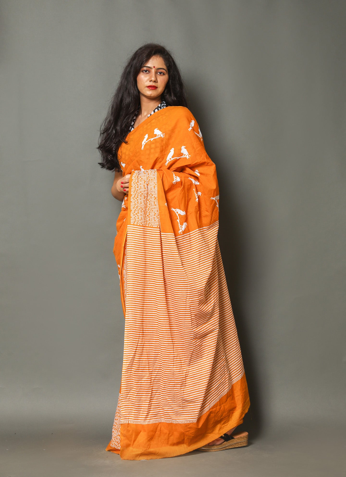 ROVIM Jaipuri Hand Block Printed Cotton Mulmul Saree with Blouse – Soft, Lightweight & Skin-Friendly | Traditional Ethnic Wear for Women