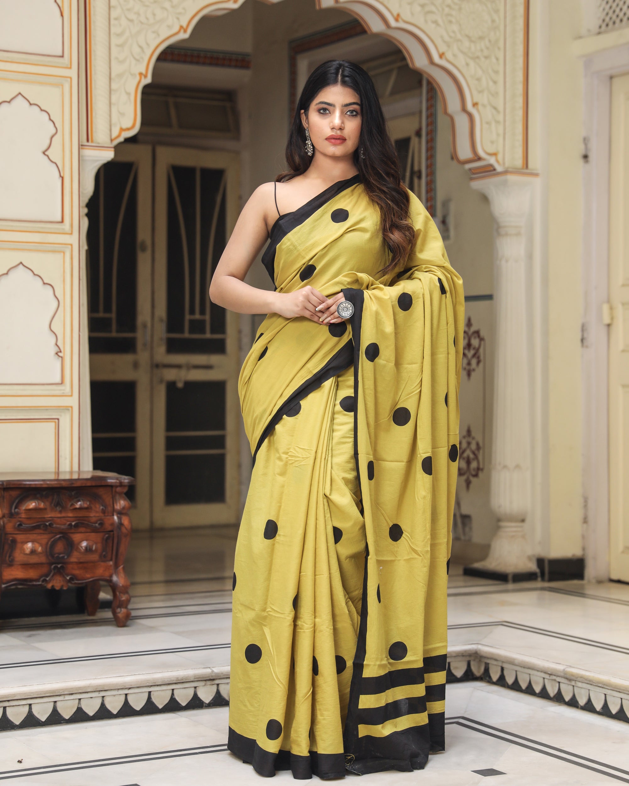 Rovim Jaipuri Traditional Hand Block Print Cotton Mulmul Saree With Matching Blouse Piece