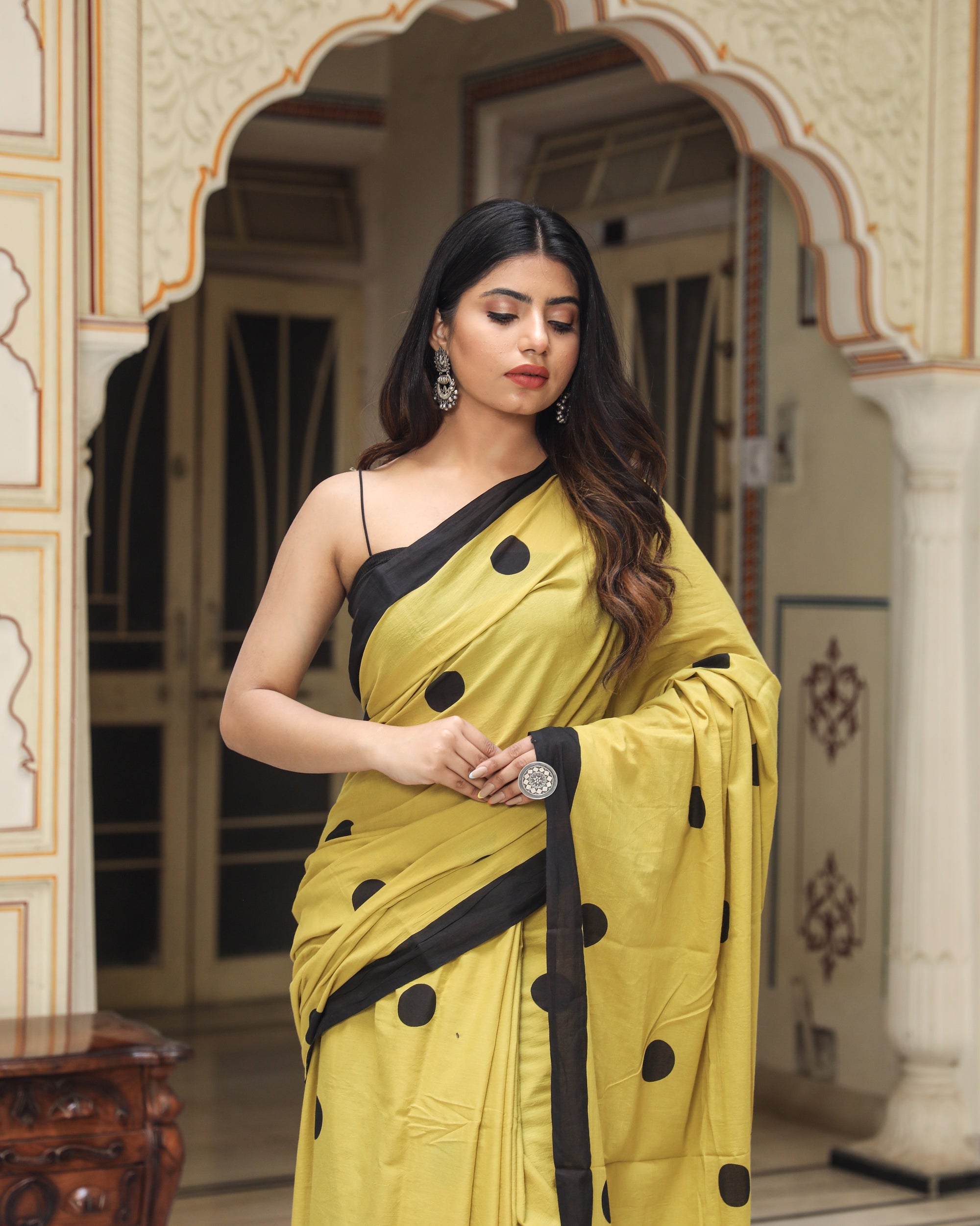 Rovim Jaipuri Traditional Hand Block Print Cotton Mulmul Saree With Matching Blouse Piece