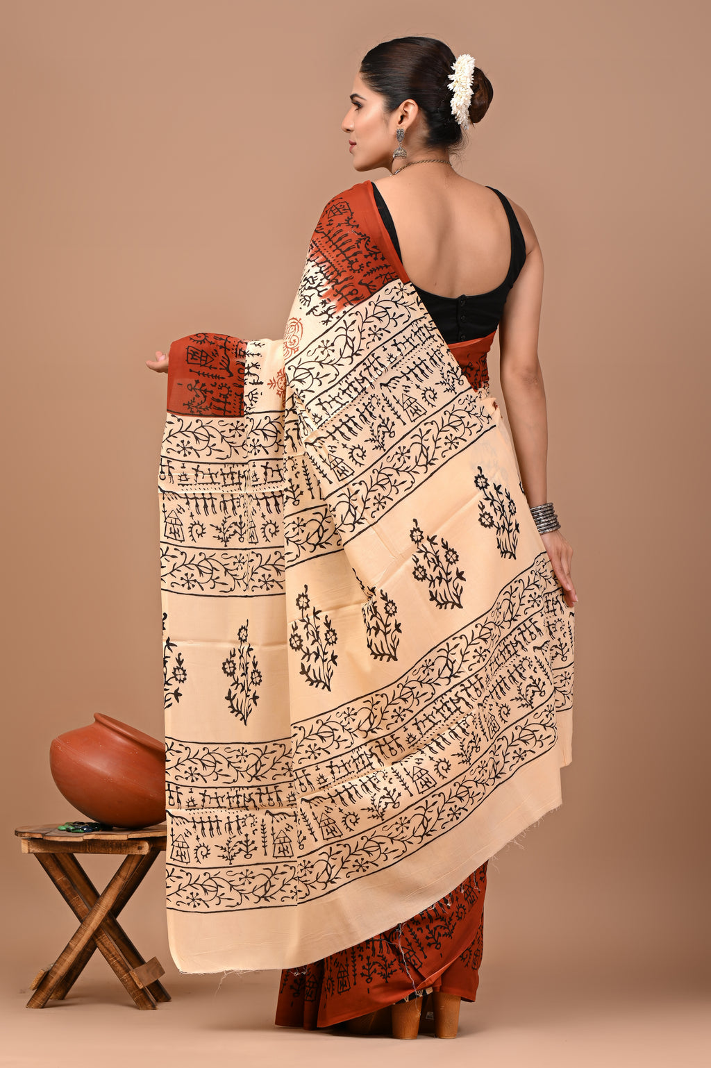 Rovim Jaipuri Traditional Hand Block Print Cotton Mulmul Saree With Matching Blouse Piece