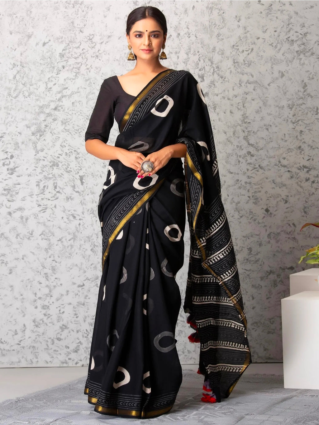 ROVIM Hand Block Printed Cotton Saree with Golden Zari Border & Blouse – Elegant Traditional Wear for Festive & Special Occasions