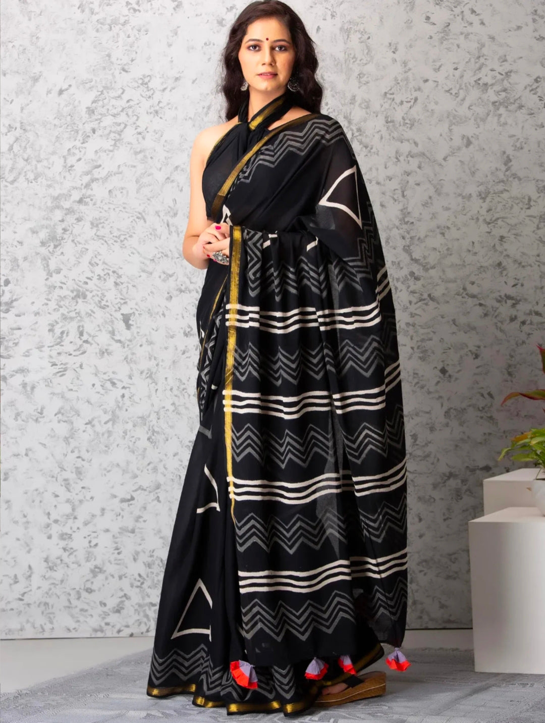 ROVIM Hand Block Printed Cotton Saree with Golden Zari Border & Blouse – Elegant Traditional Wear for Festive & Special Occasions