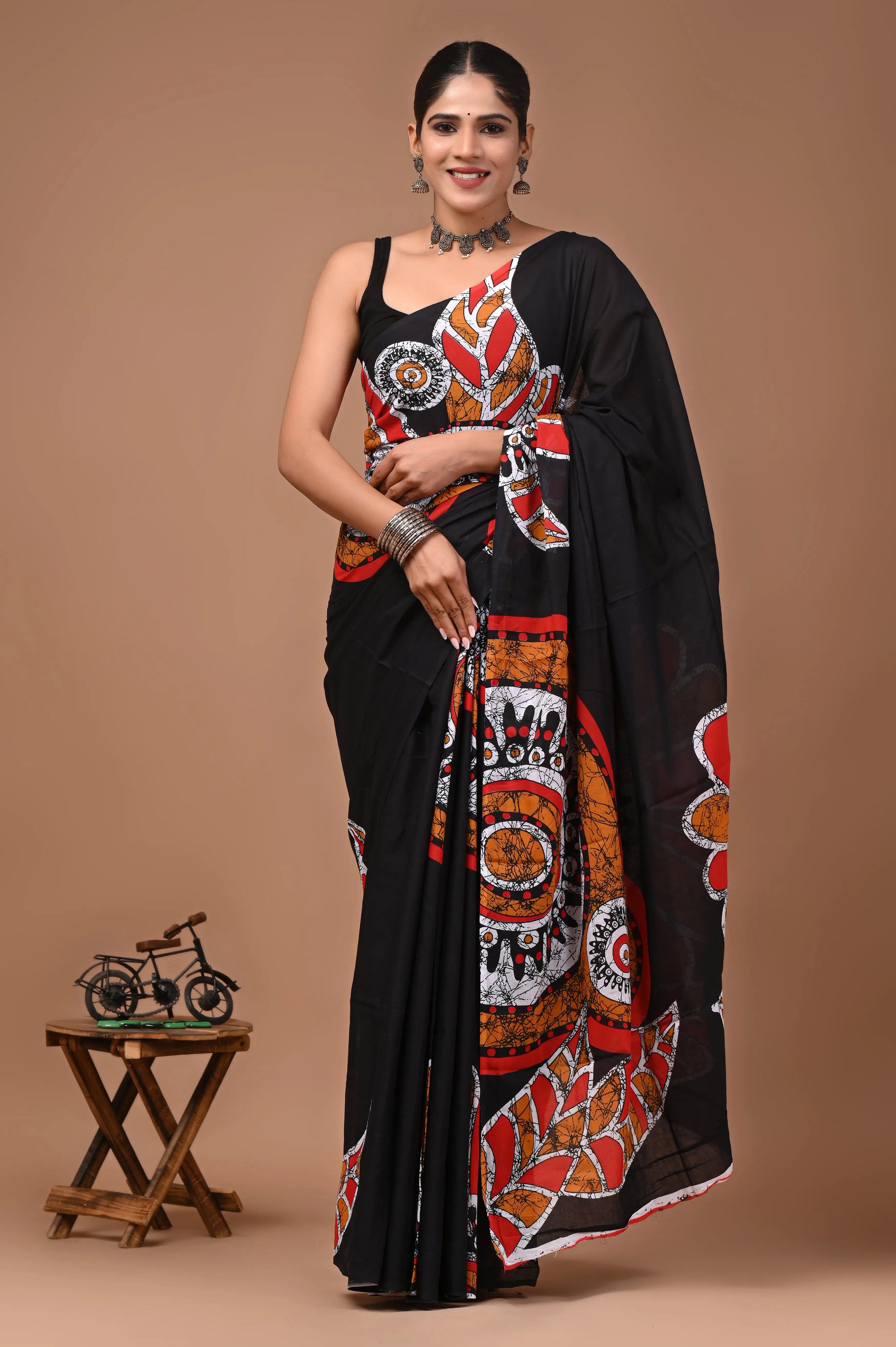Ishita Hand Block Batik Printed Cotton Mulmul Saree with Blouse for Women